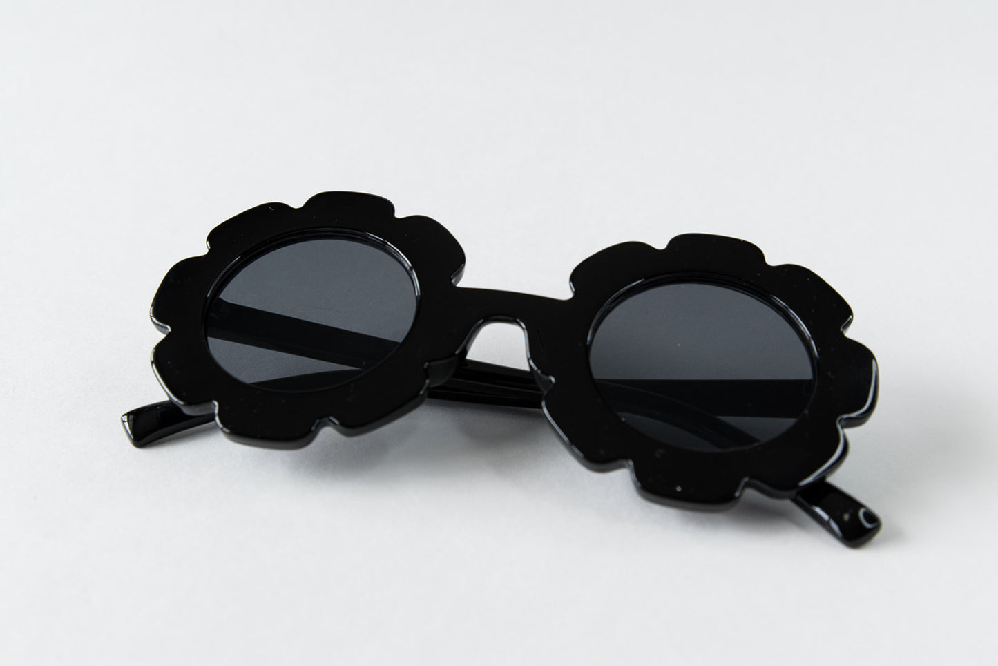 Toddler & Kid Daisy Sunglasses - Black